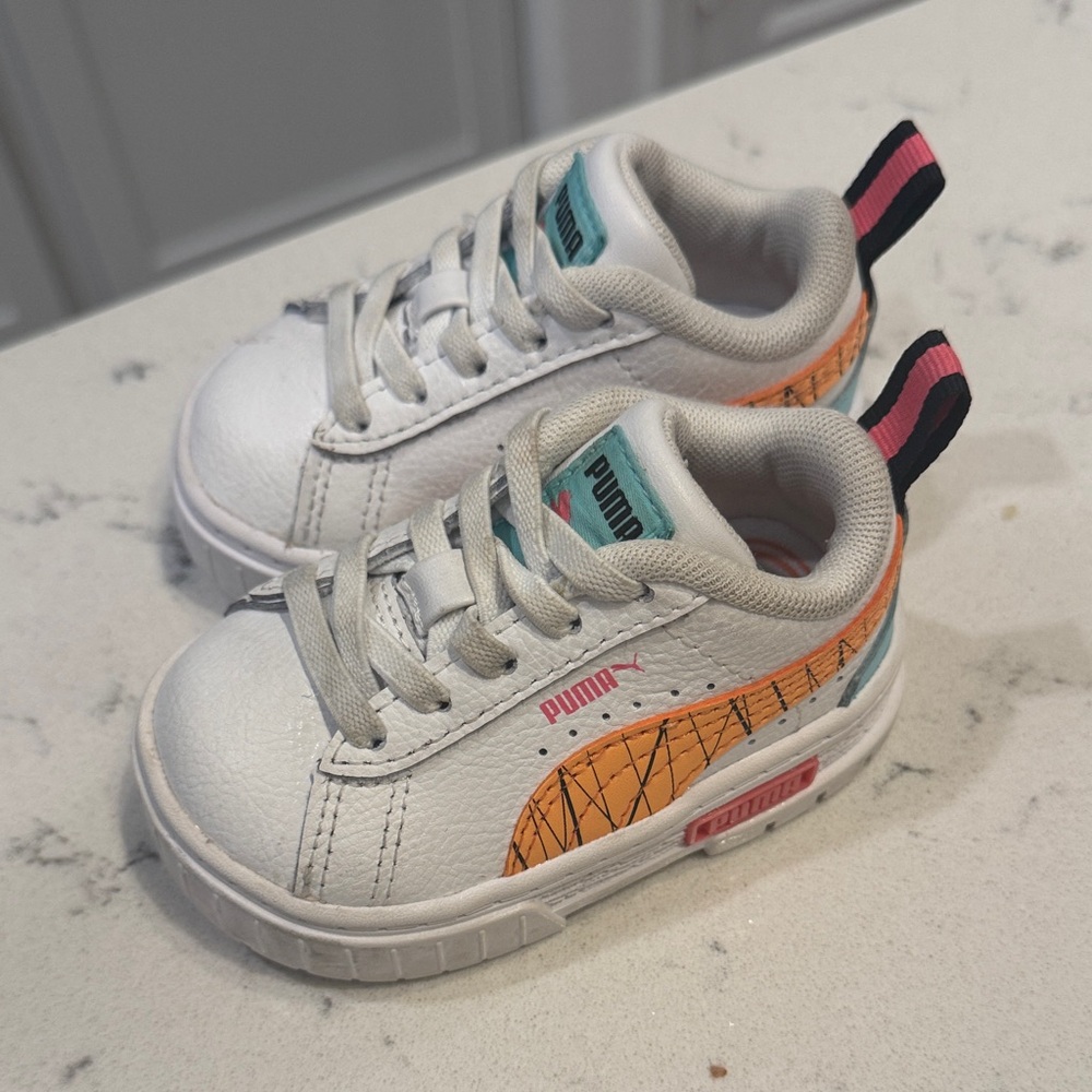 Puma Kids White and Orange Sneakers